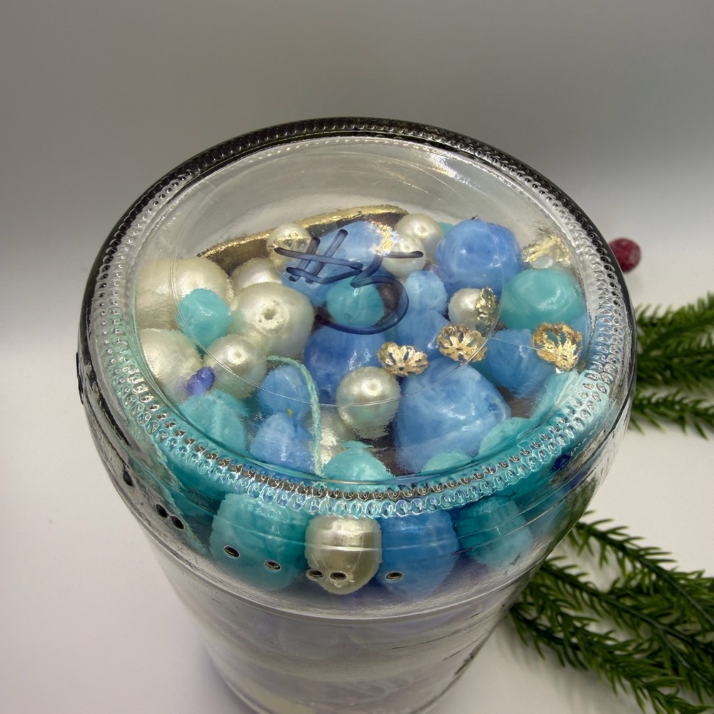 Jewelry Jar Elegant Blue and Gold Jewelry Collection- Vintage Earrings - Picture 13 of 17